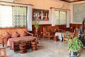 Mom's Guesthouse