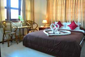 Mom's Guesthouse