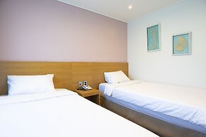Sims Hotel
