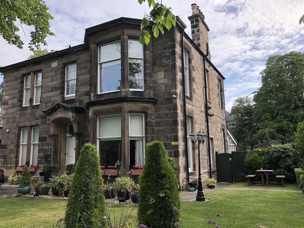 The Alba House