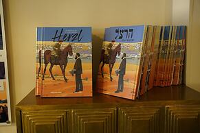 Spirit of Herzl Hotel