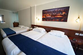 Spirit of Herzl Hotel