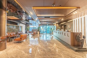L&L Central Hotel