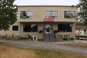 Sauble Beach Lodge