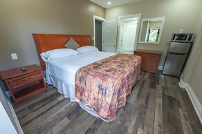 Sauble Beach Lodge