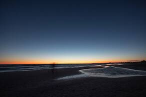 Sauble Beach Lodge