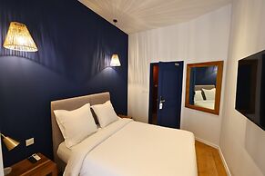 Hotel De La Mer