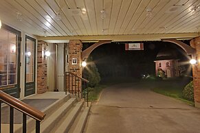 The Briars Resort & Spa