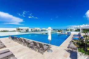 Ipana Dream Downtown Playa del Carmen