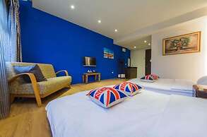 LITHO Hostel