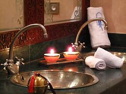 Riad Le Perroquet Bleu