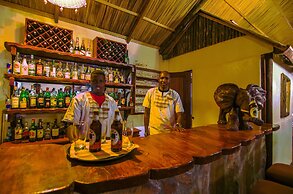 Sentrim Mara Game Lodge