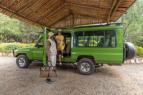 Sentrim Mara Game Lodge