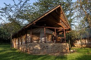 Sentrim Mara Game Lodge