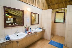 Sentrim Mara Game Lodge