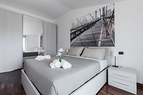 Suitelowcost - Limbiate Studio
