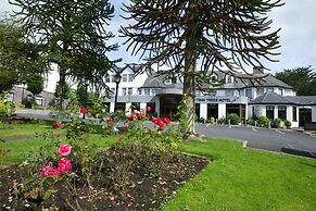 Twin Trees Hotel