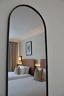 Twin Trees Hotel