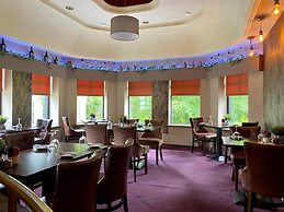 Twin Trees Hotel
