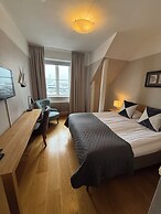 Hamnhotellet Kronan