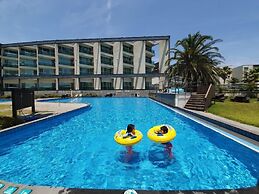 The Four Graces Resort