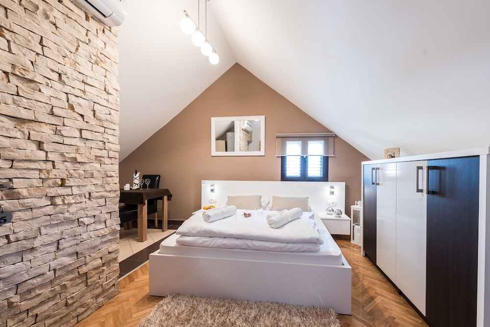 Apartments Donat Zadar