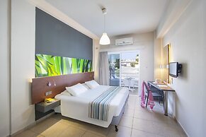 Mayfair Gardens