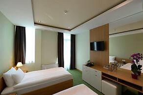Hotel Hedonic