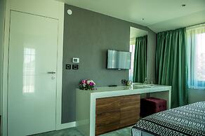 Hotel Hedonic