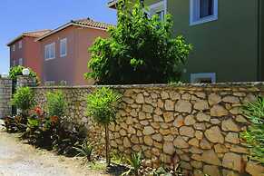 Saint Thomas Village