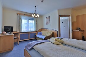Hotel Garni Zerza
