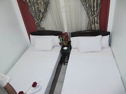 City Plaza Hostel
