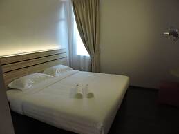 The Blanket Hotel