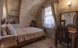 Maccan Cave Hotel