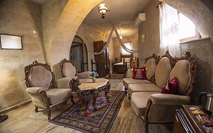 Maccan Cave Hotel