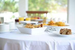 Shangri-La Boutique Bed & Breakfast