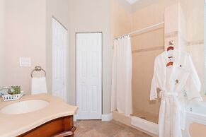 Shangri-La Boutique Bed & Breakfast