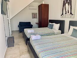 Manati World Point Inn