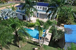 Manati World Point Inn