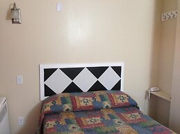 Davidson Motel