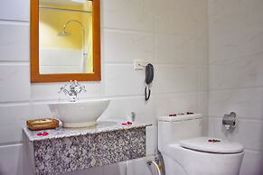 Shwe Poe Eain Hotel