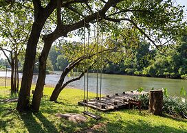 Comsaed River Kwai Resort