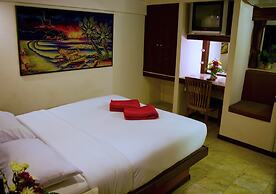 Paradise Inn