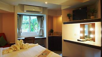 Paradise Inn