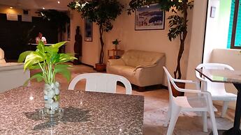 Paradise Inn