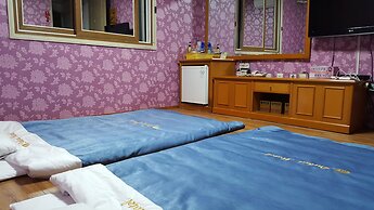 Dubai Motel