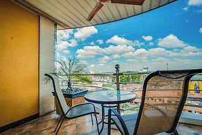 Fields Plaza Hotel