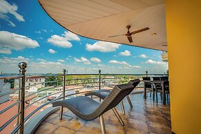 Fields Plaza Hotel