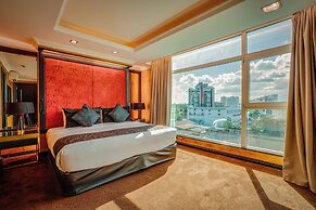 Fields Plaza Hotel