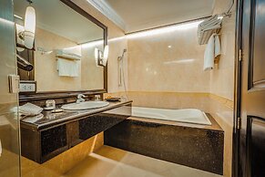 Fields Plaza Hotel